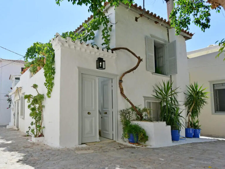 Maria’s Cozy Home